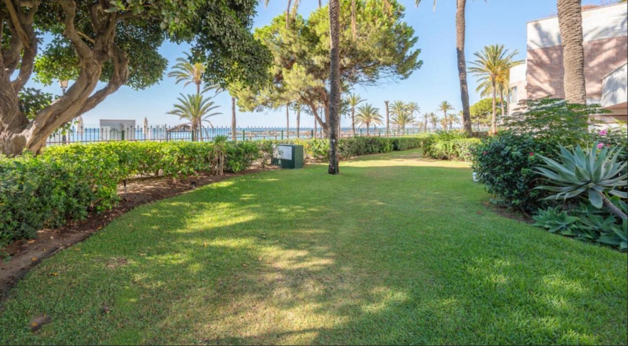 Puerto Banus Beach Apartments Марбелья Екстер'єр фото