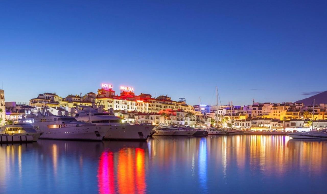Puerto Banus Beach Apartments Марбелья Екстер'єр фото