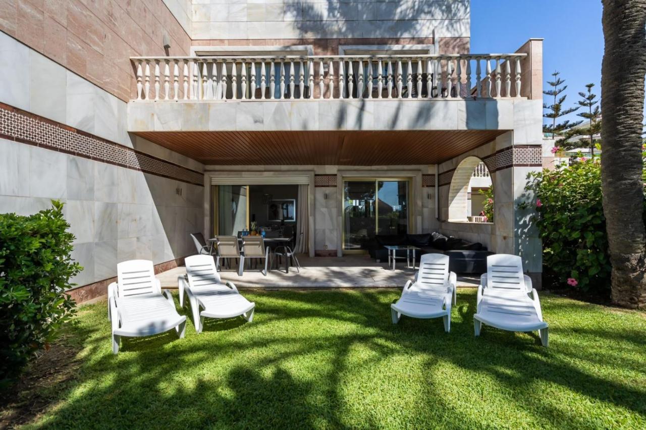 Puerto Banus Beach Apartments Марбелья Екстер'єр фото