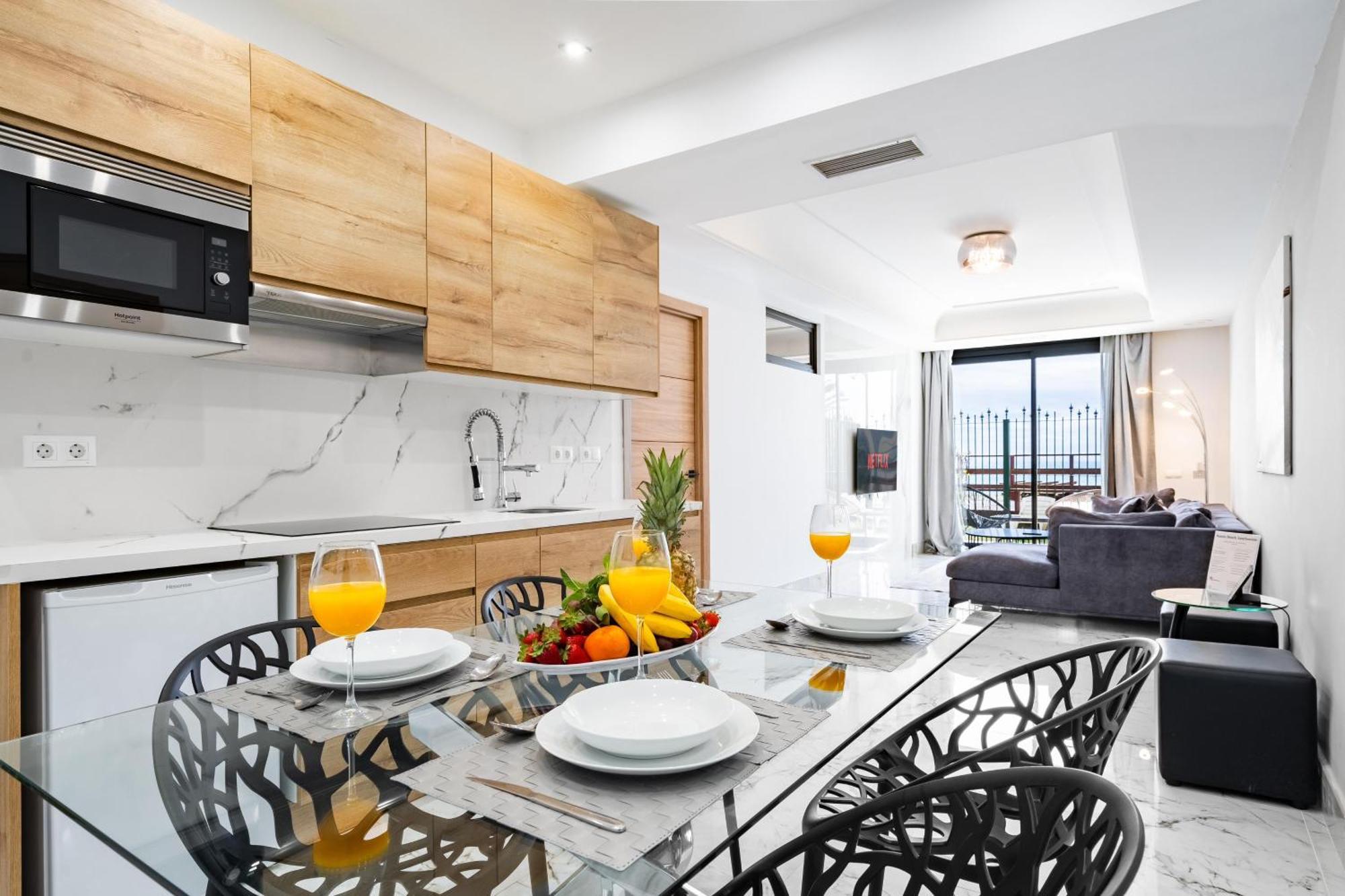 Puerto Banus Beach Apartments Марбелья Екстер'єр фото